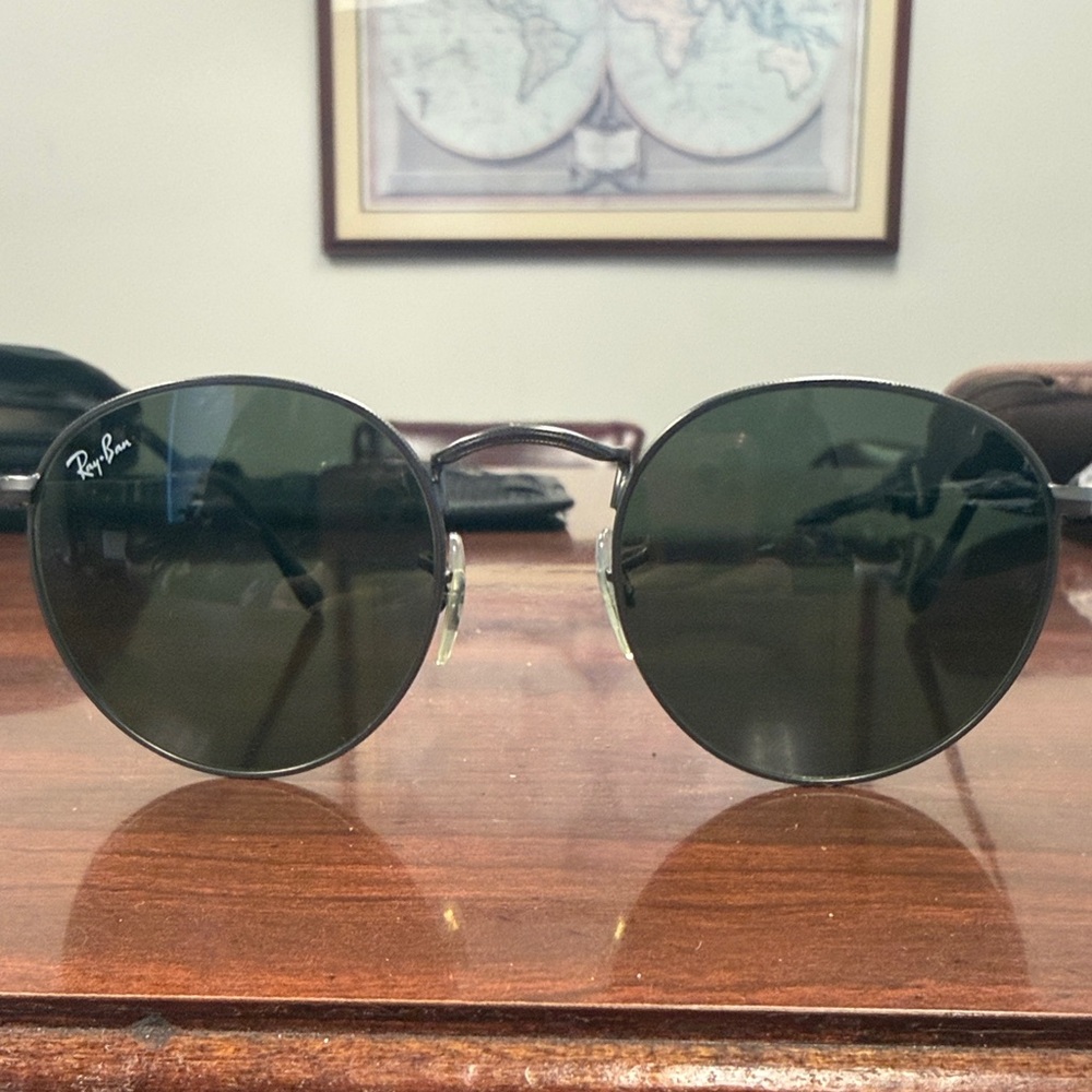 Ray-Ban Round Metal Sunglasses
